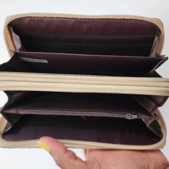 Peacock Strut Multicolored Zip Around Wallet Credit Card Organizer By 2 Chic - Picture 2 of 13